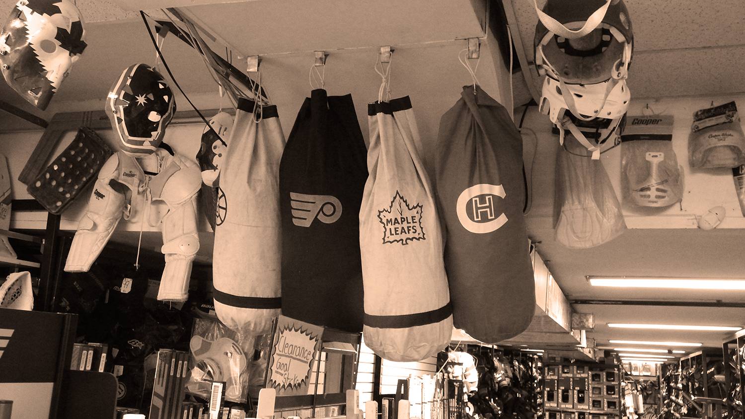 Crows Old Hockey Bags